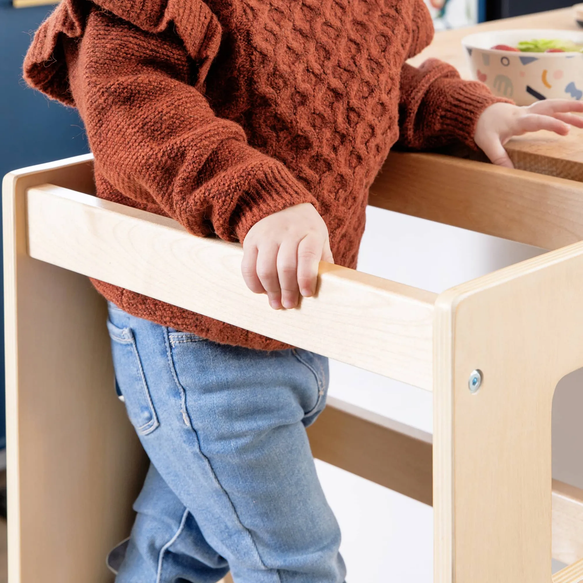 Guidecraft Jr. Classic Kitchen Helper Step-Up*Kids Kitchen Helper|Toddler Tower