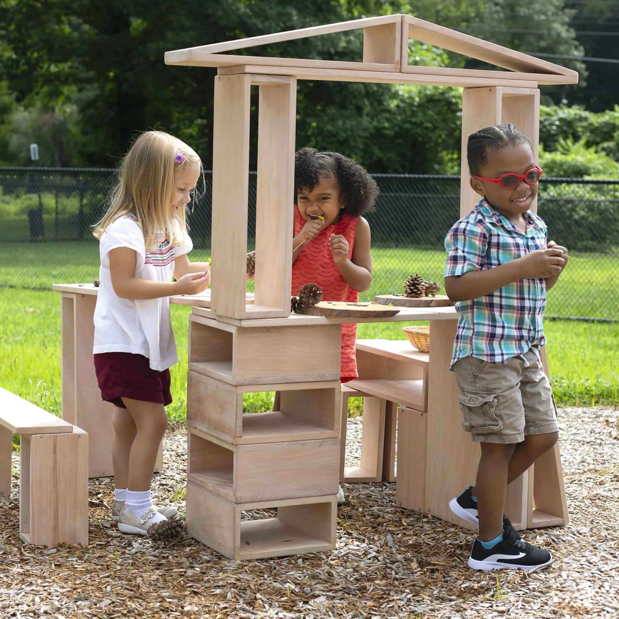 Guidecraft Outdoor Hollow Blocks - 25 pc. Set*Kids Kids' Outdoor Toys|Block Play