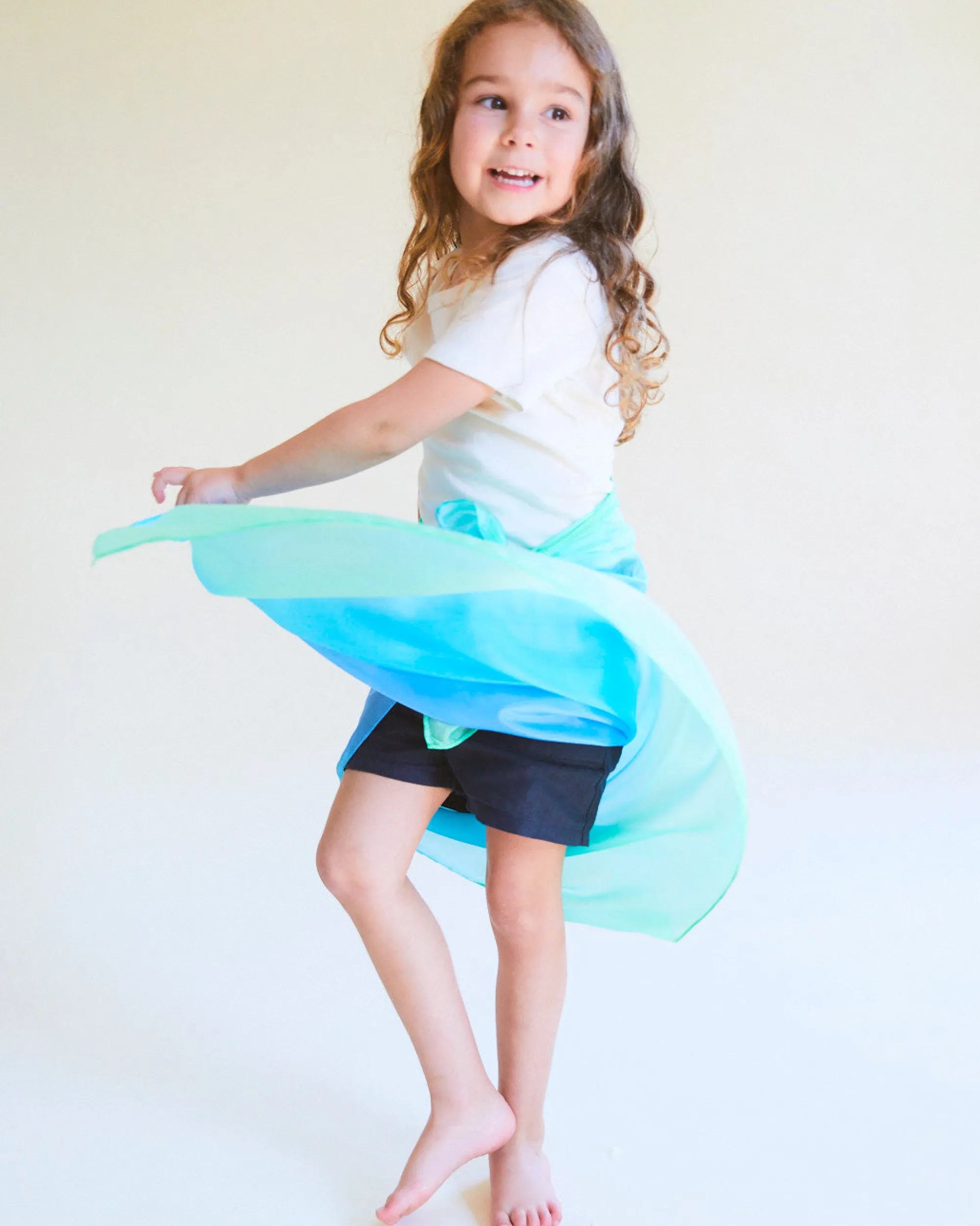 Guidecraft Sarah's Silks Enchanted Playsilk Set*Kids Sensory Toys|Sensory Play